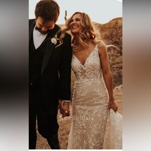 Lace Wedding Dress - Cream